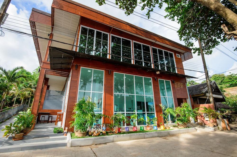 Baansuan Aokhai Beach Resort Mae Phim Bagian luar foto