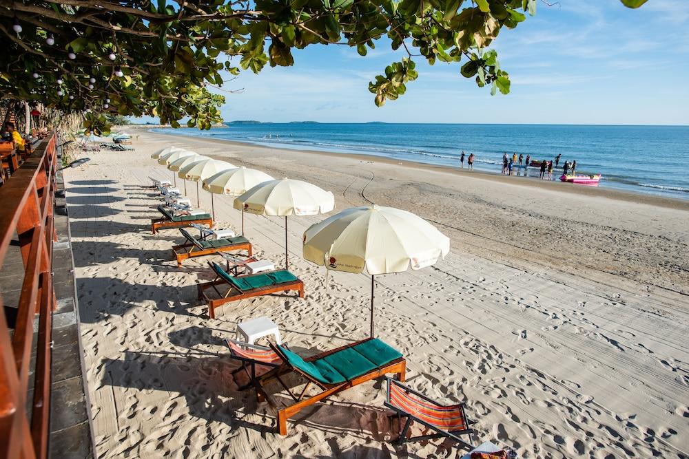Baansuan Aokhai Beach Resort Mae Phim Bagian luar foto