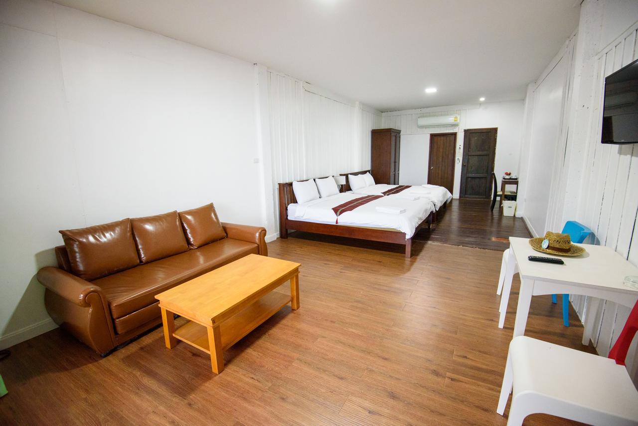 Baansuan Aokhai Beach Resort Mae Phim Bagian luar foto